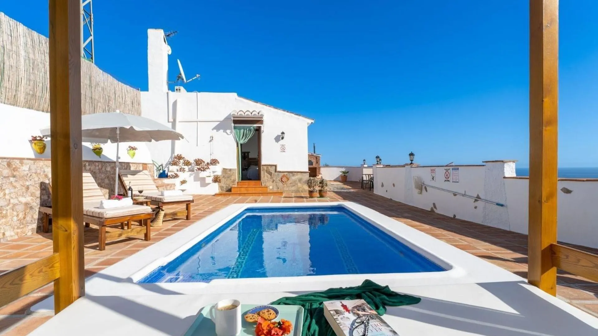 Ferienhaus Mit Privatpool Fuer 2 Personen Ca 60 Qm In Nerja, Andalusien Costa Del Sol Holiday home