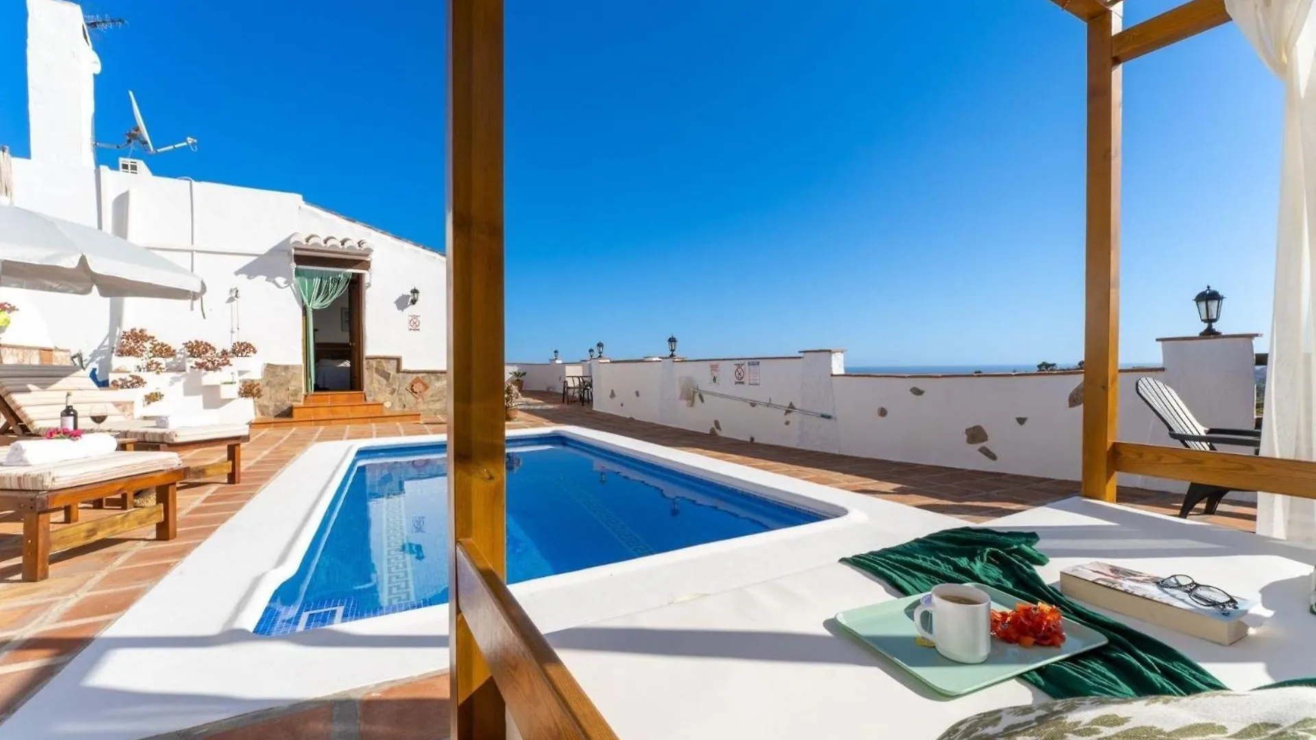Ferienhaus Mit Privatpool Fuer 2 Personen Ca 60 Qm In Nerja, Andalusien Costa Del Sol 0*, Nerja Spain